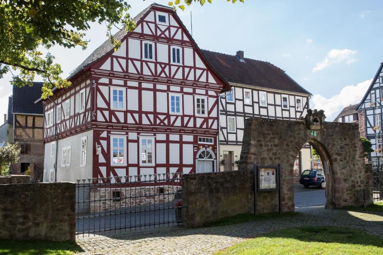 Altstadthotel Treysa Schwalmstadt Bagian luar foto