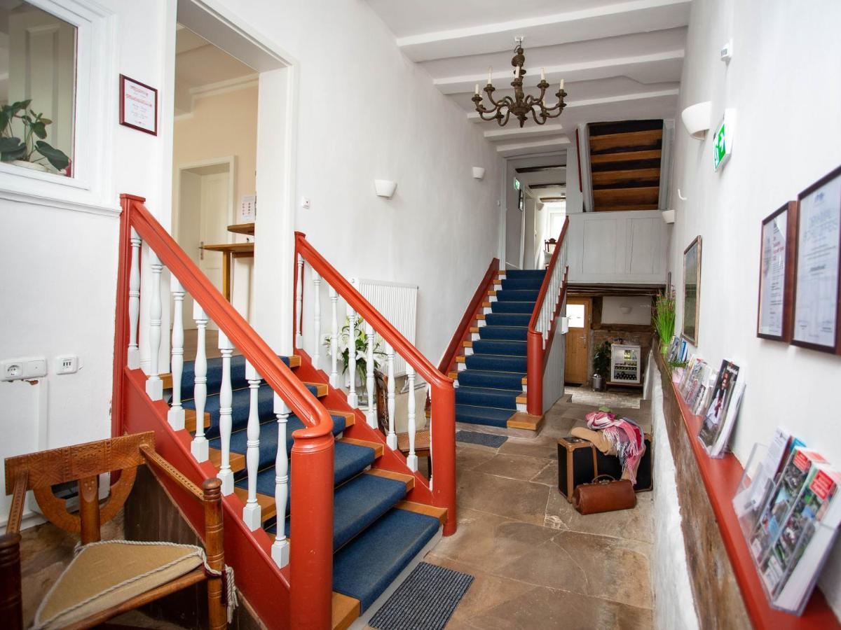 Altstadthotel Treysa Schwalmstadt Bagian luar foto