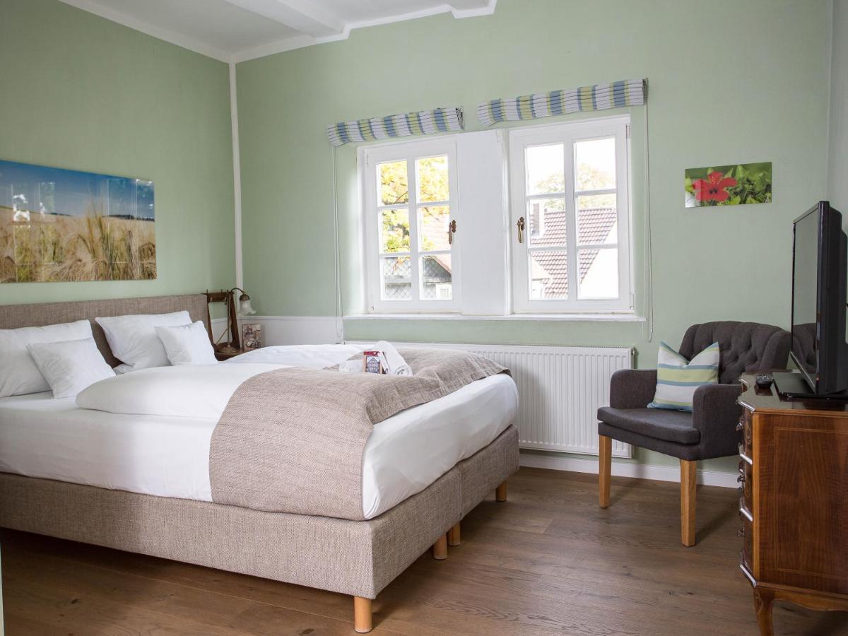 Altstadthotel Treysa Schwalmstadt Bagian luar foto