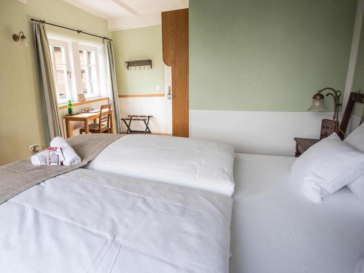 Altstadthotel Treysa Schwalmstadt Bagian luar foto