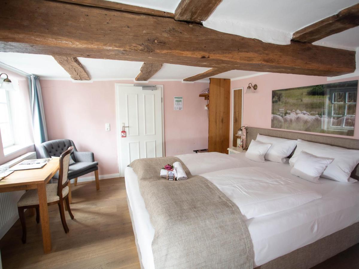 Altstadthotel Treysa Schwalmstadt Bagian luar foto