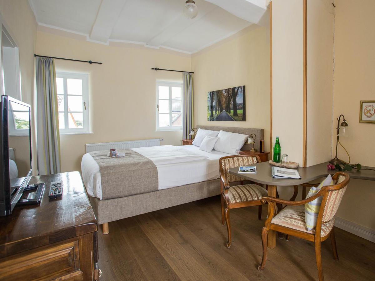 Altstadthotel Treysa Schwalmstadt Bagian luar foto