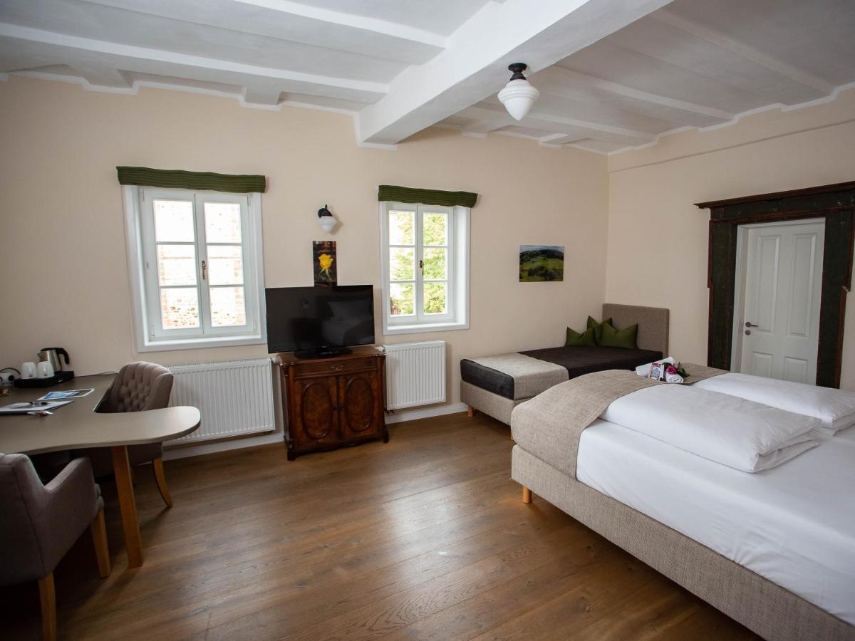 Altstadthotel Treysa Schwalmstadt Bagian luar foto